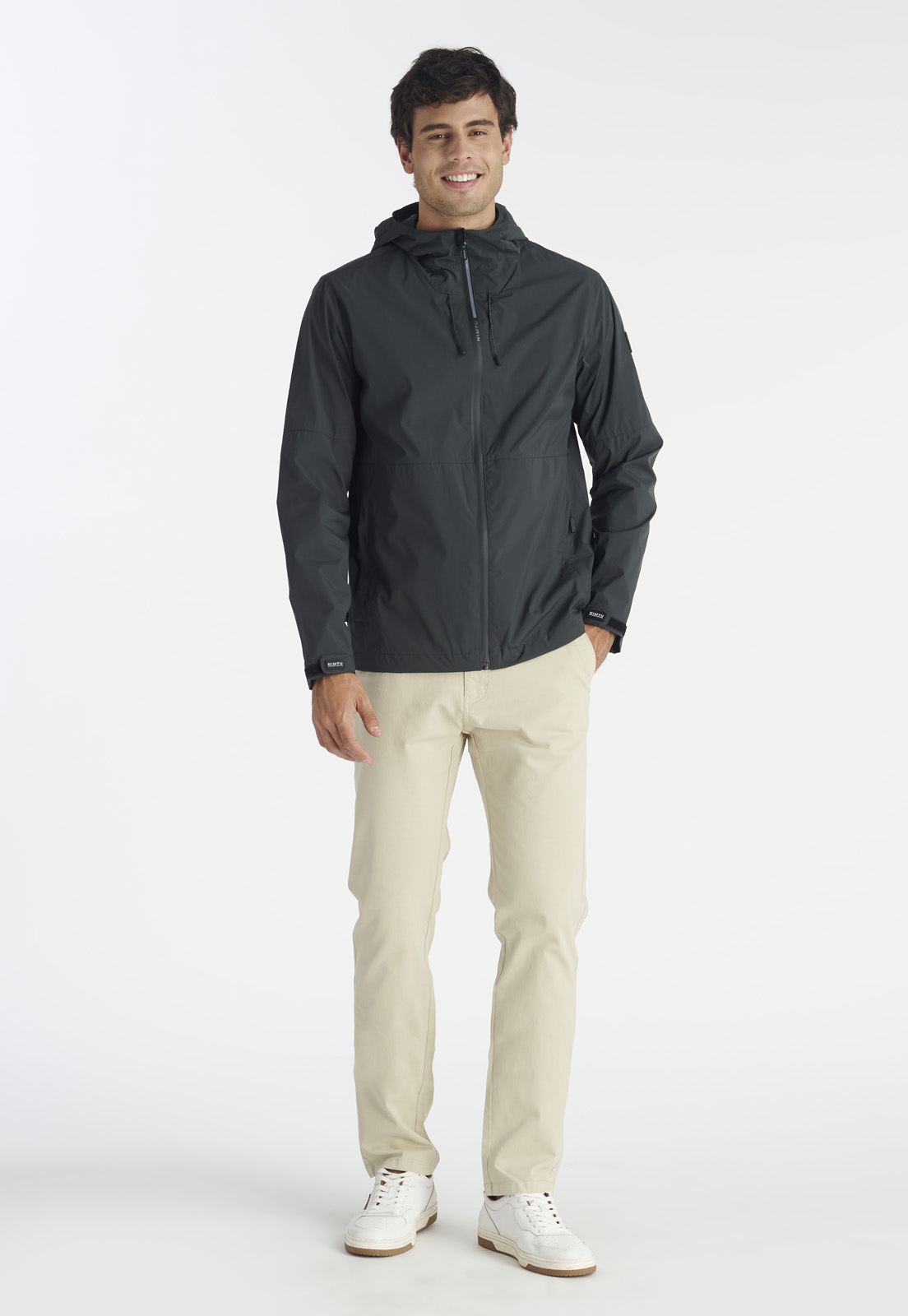 CHAQUETA HOMBRE NIMTU NEGRO CORTAVIENTO MAIPO NT - 2