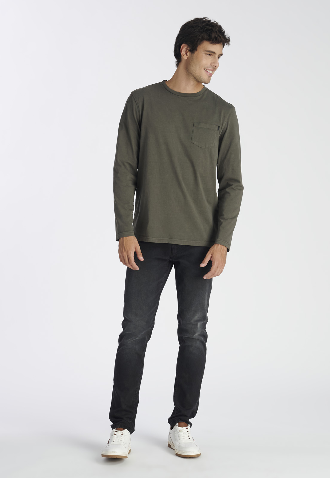 POLERA ALGODÓN HOMBRE NIMTU GRIS AYSEN CASUAL CHARCOAL - 2