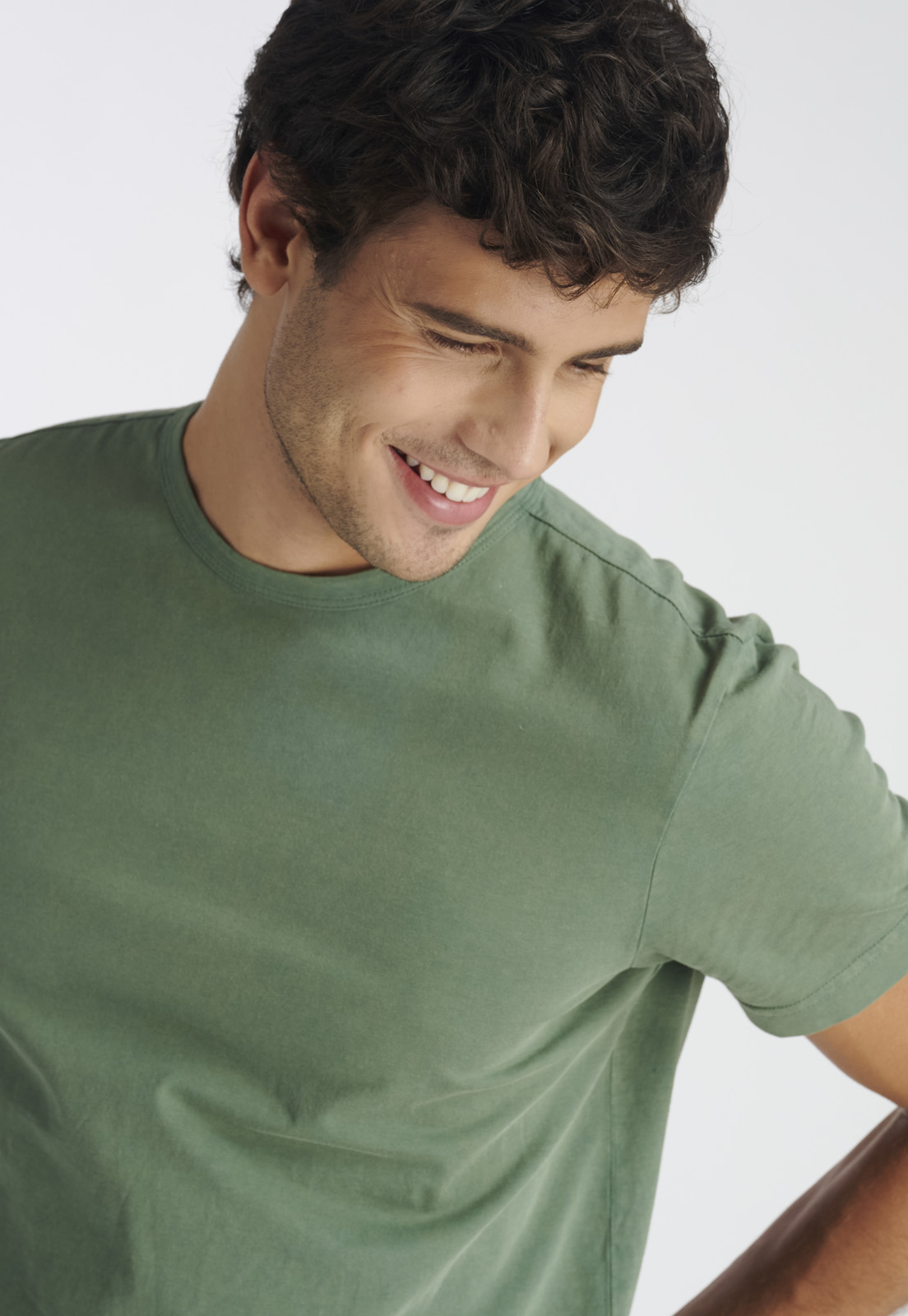 POLERA ALGODÓN HOMBRE NIMTU CAFE NOVA CASUAL SAGE - 3