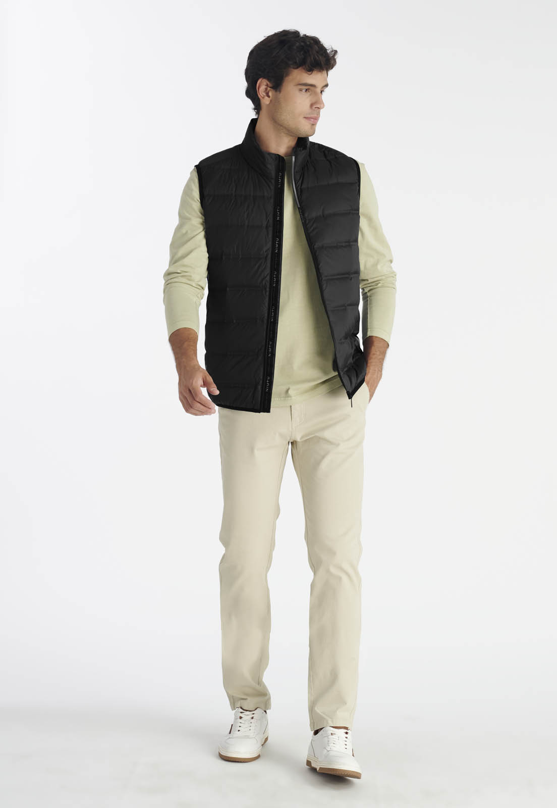 VEST CALBUCO CASUAL BLACK - 2