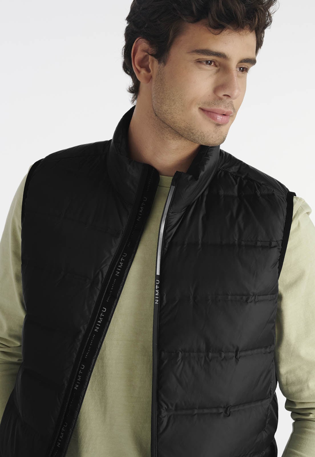 VEST CALBUCO CASUAL BLACK - 3