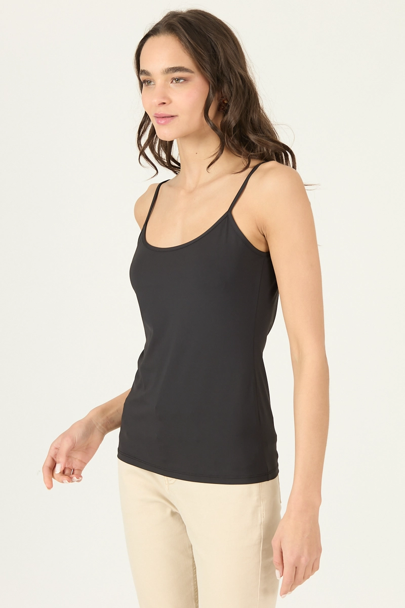 POLERA NEGRA COD 2800695 - 4
