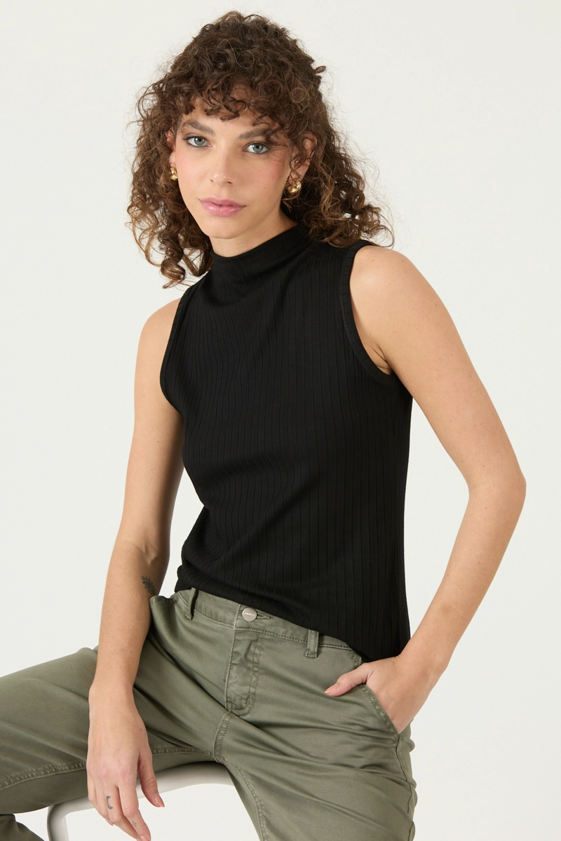 POLERA NEGRA COD 2756725 - 2