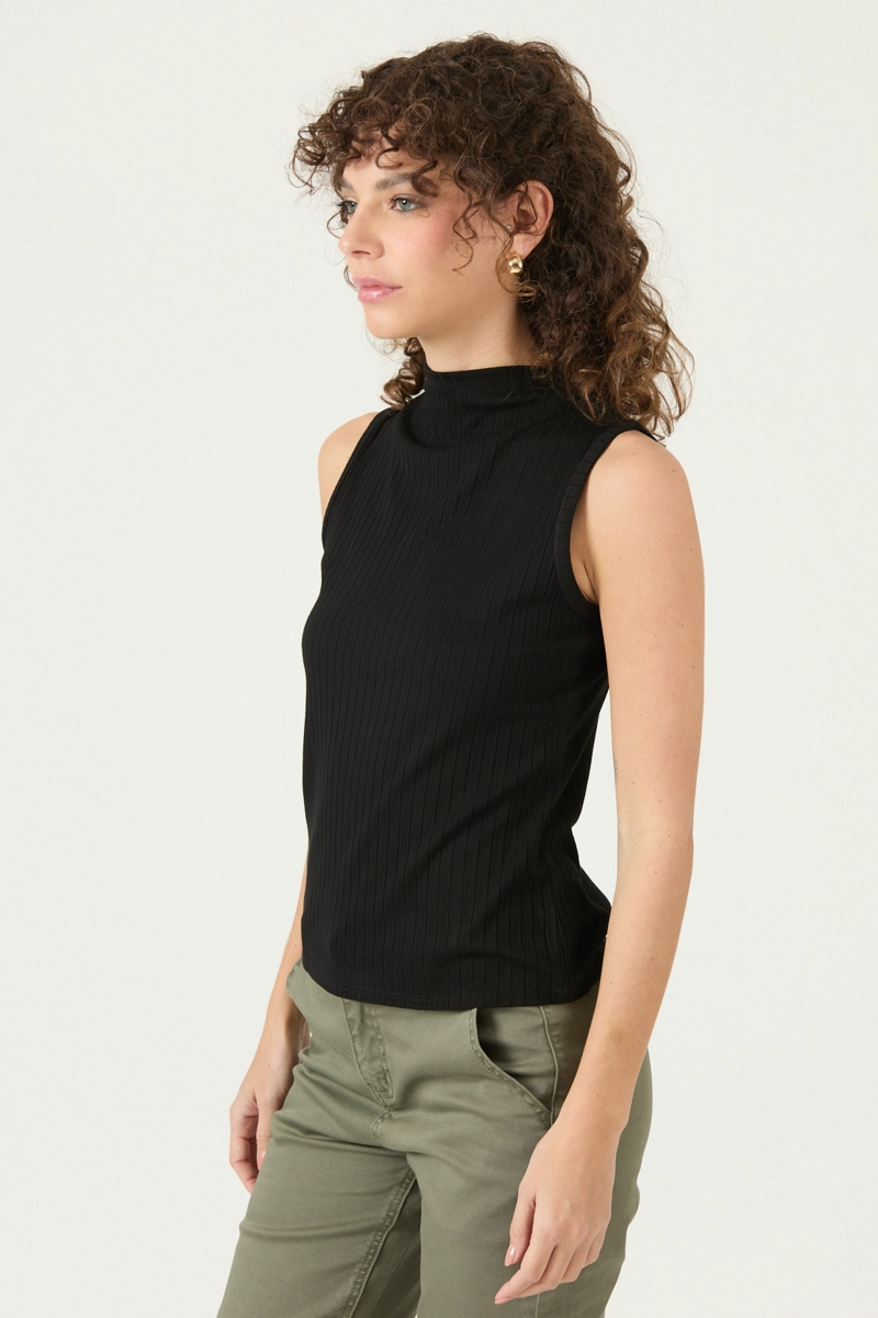 POLERA NEGRA COD 2756725 - 4