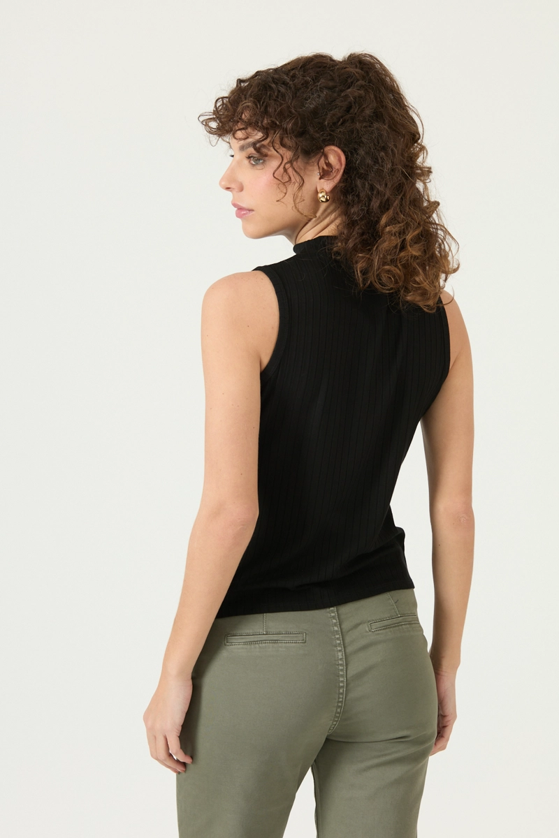 POLERA NEGRA COD 2756725 - 5