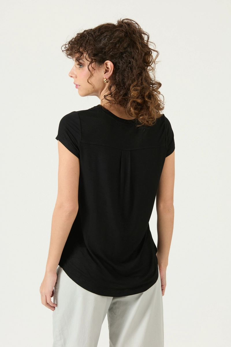 POLERA NEGRA COD 2756565 - 5