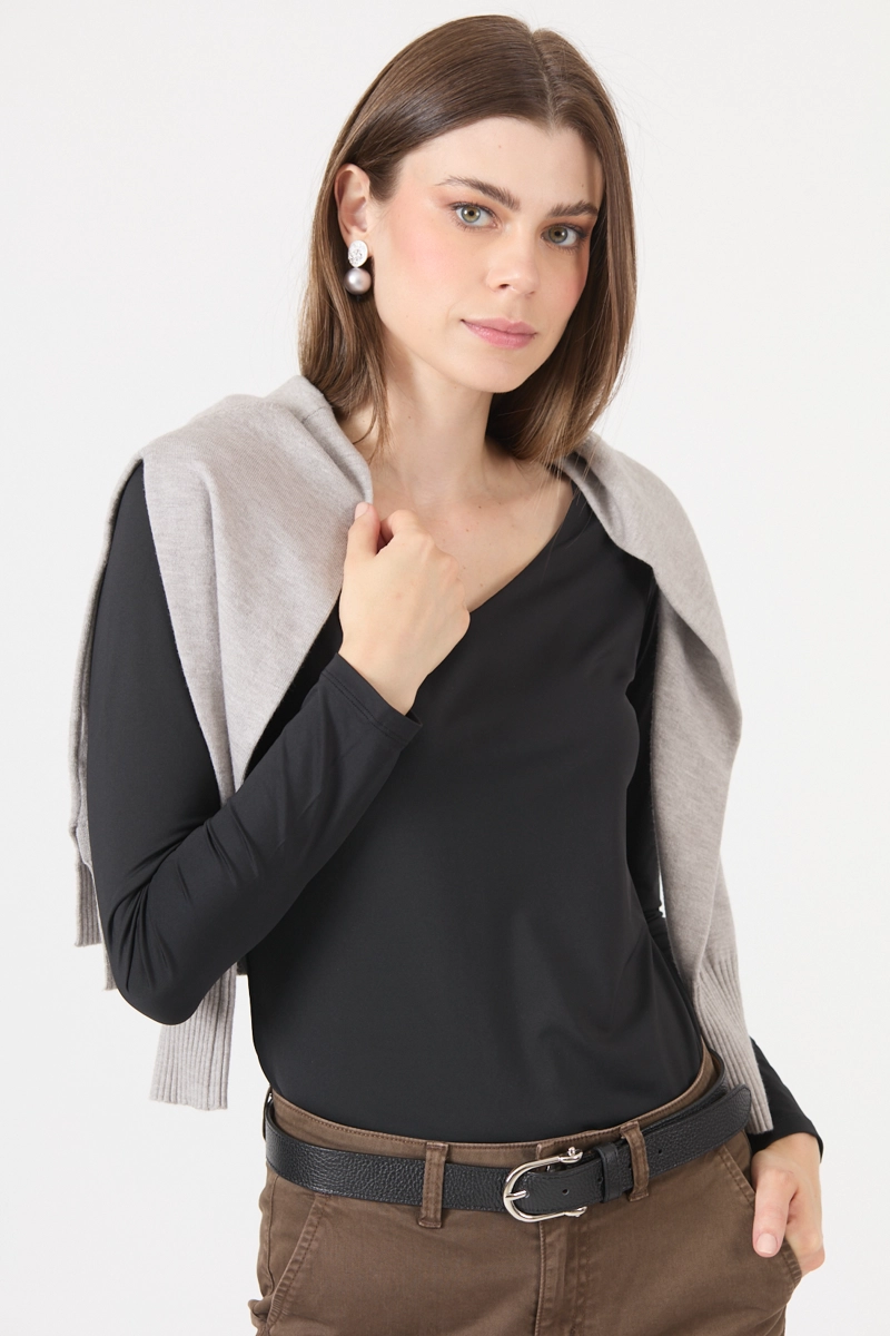POLERA POLIAMIDA NEGRA COD 2800046 - 2
