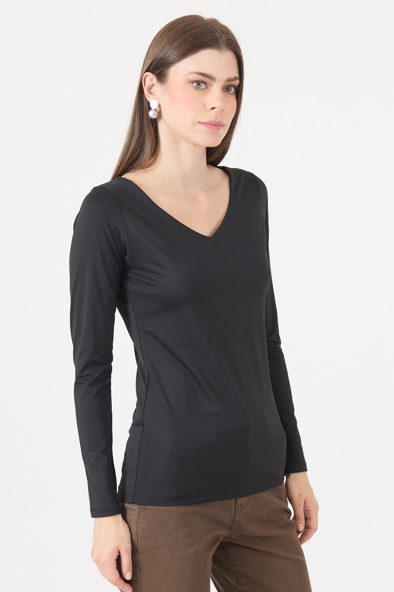 POLERA POLIAMIDA NEGRA COD 2800046 - 4