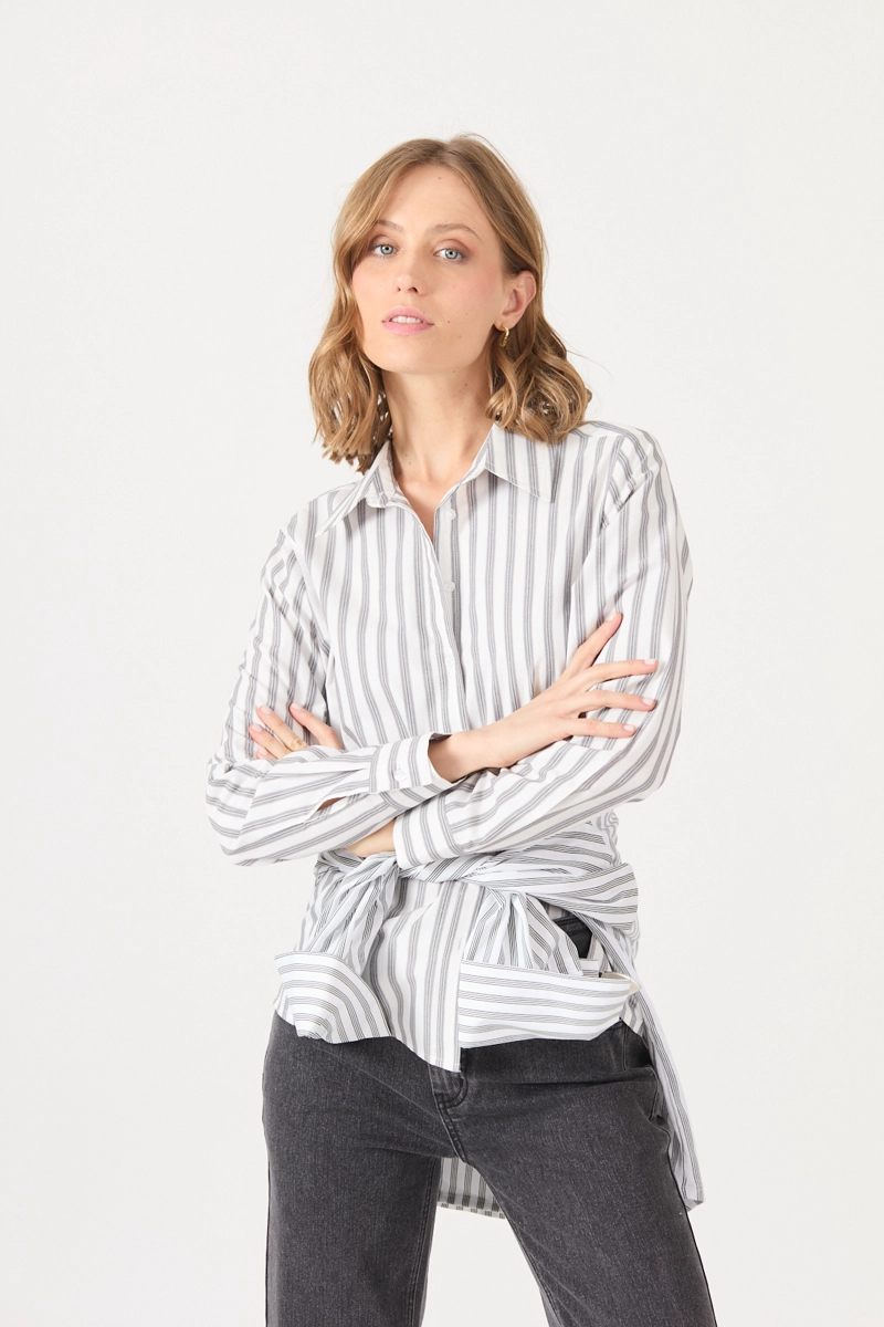 BLUSA CON RAYAS GRIS COD 4520806 - 2