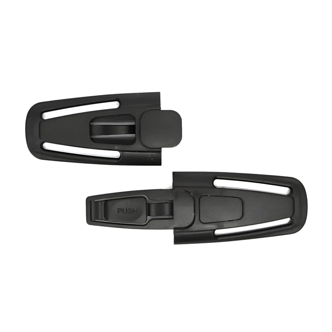 ACCESORIO BEBE NEGRO CLIP PARA CINTURÓN DE SEGURIDAD UNIVERSAL - 1