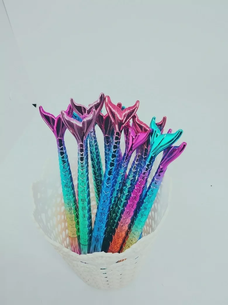 SET DE 12 LÁPICES COLITA DE SIRENA DISEÑOS KAWAII - 5