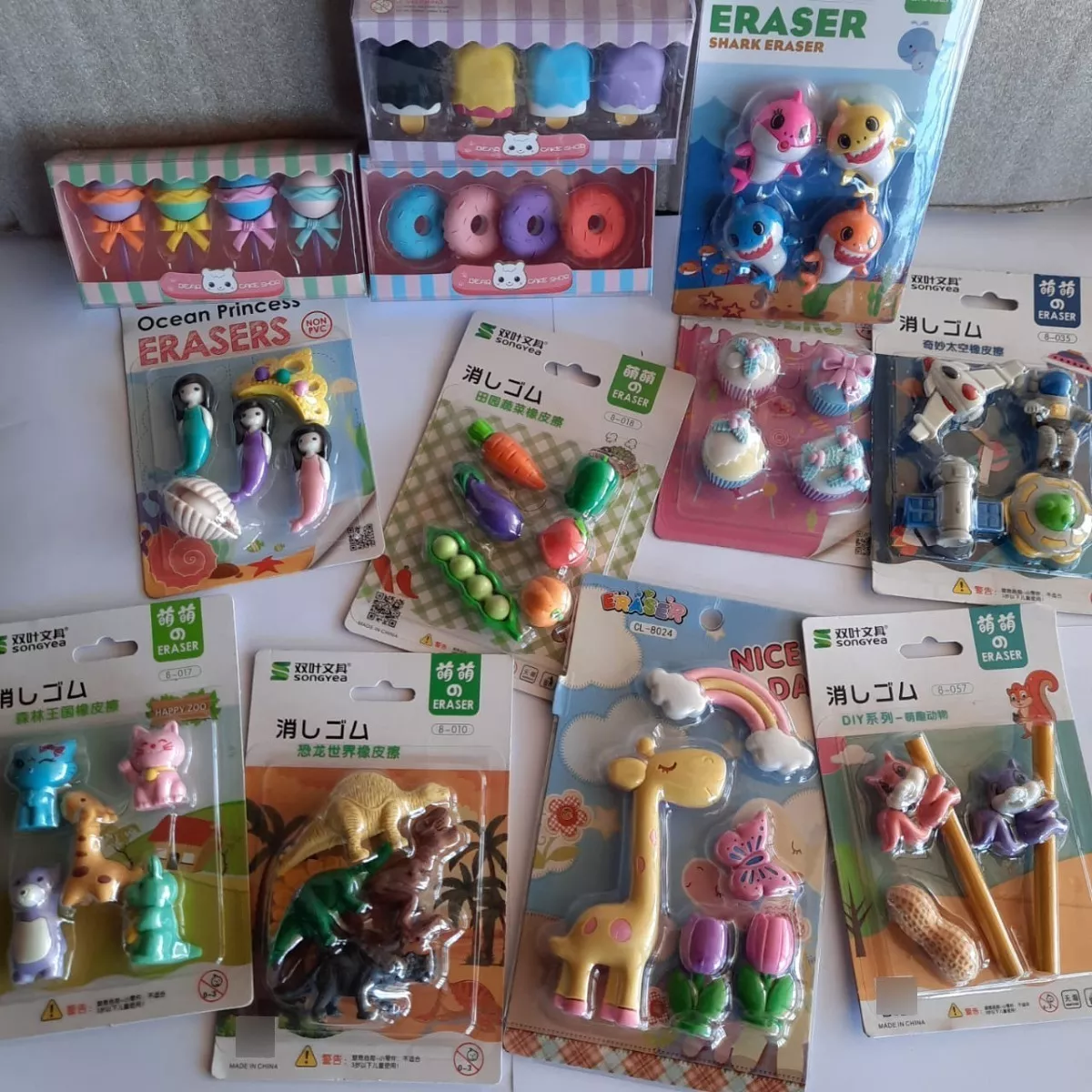 PACK 12 SET GOMAS DE BORRAR INFANTILES SURTIDOS KAWAII - 2