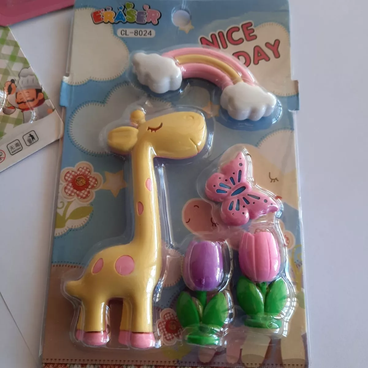PACK 12 SET GOMAS DE BORRAR INFANTILES SURTIDOS KAWAII - 5