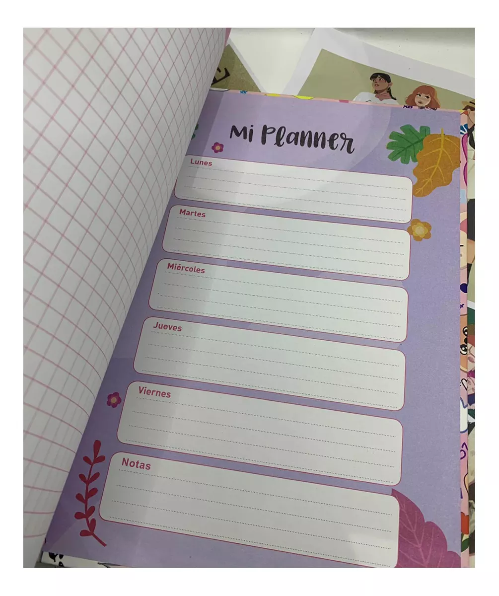 CUADERNO UNIVERSITARIO 200 HJS DISEÑO TWICE KPOP 3 MATERIAS - 2