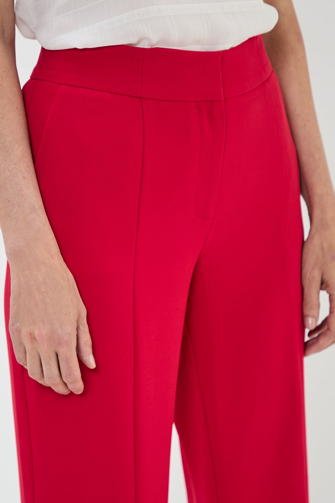 PANTALÓN MUJER MA GRIFFE FUCSIA CON CORTE PIERNA - 3