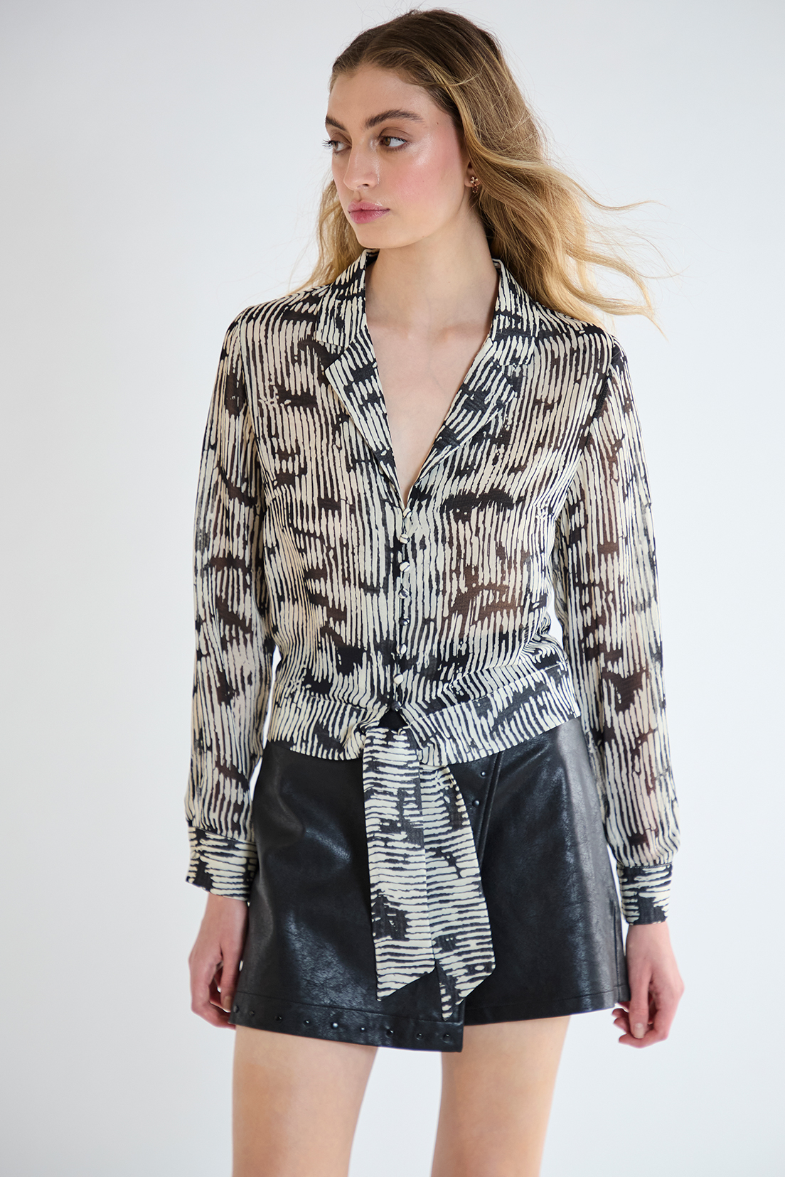 BLUSA MUJER IO NEGRO FANTASIA - 1