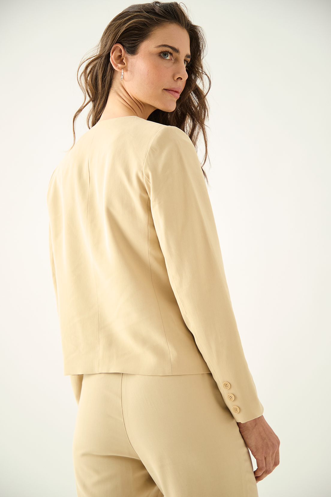 BLAZER MUJER ASH BEIGE LISO - 5