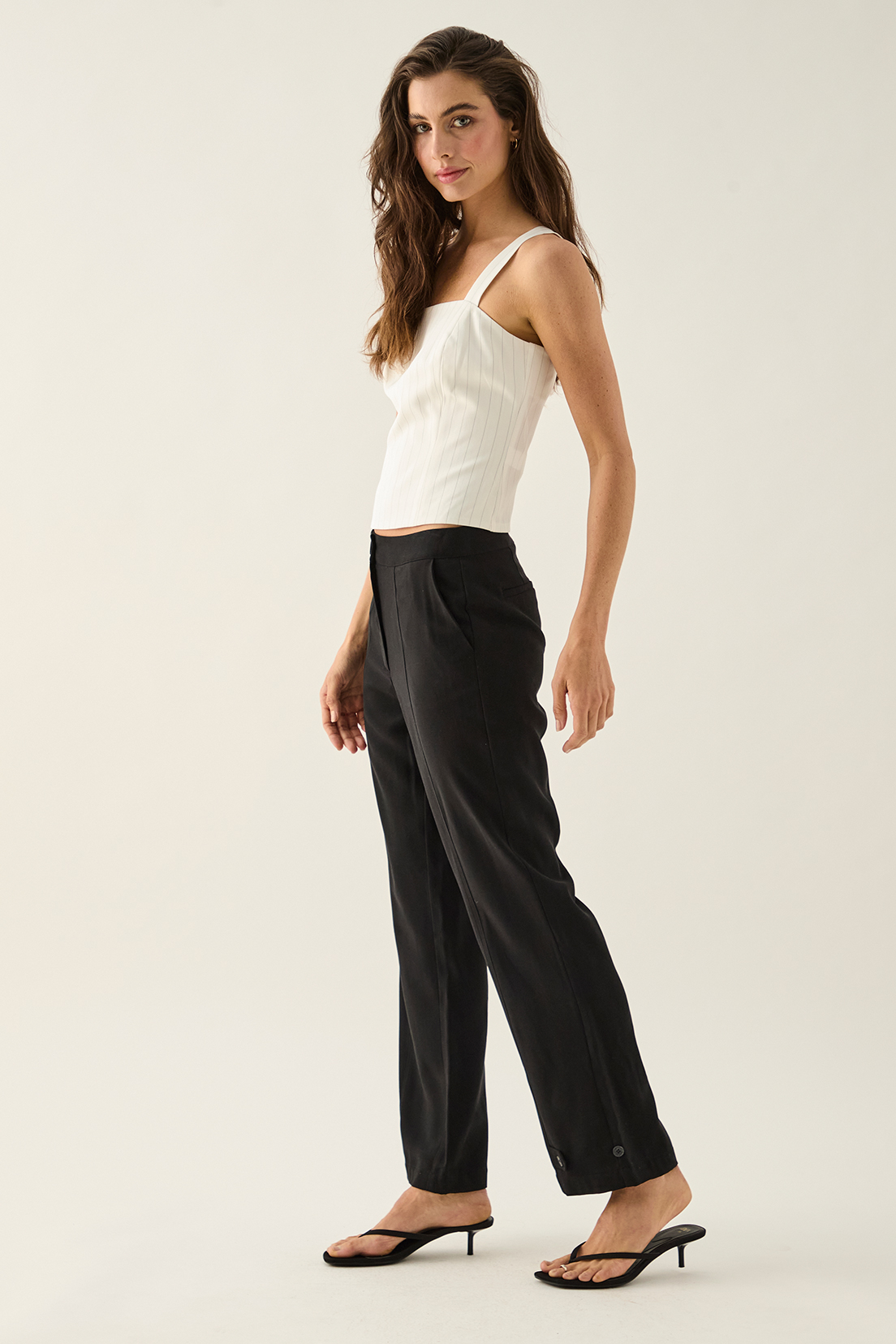 PANTALÓN MUJER ASH NEGRO LISO - 4