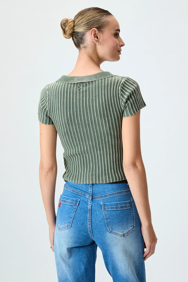 POLERA ALGODÓN MUJER IO VERDE LISA - 3