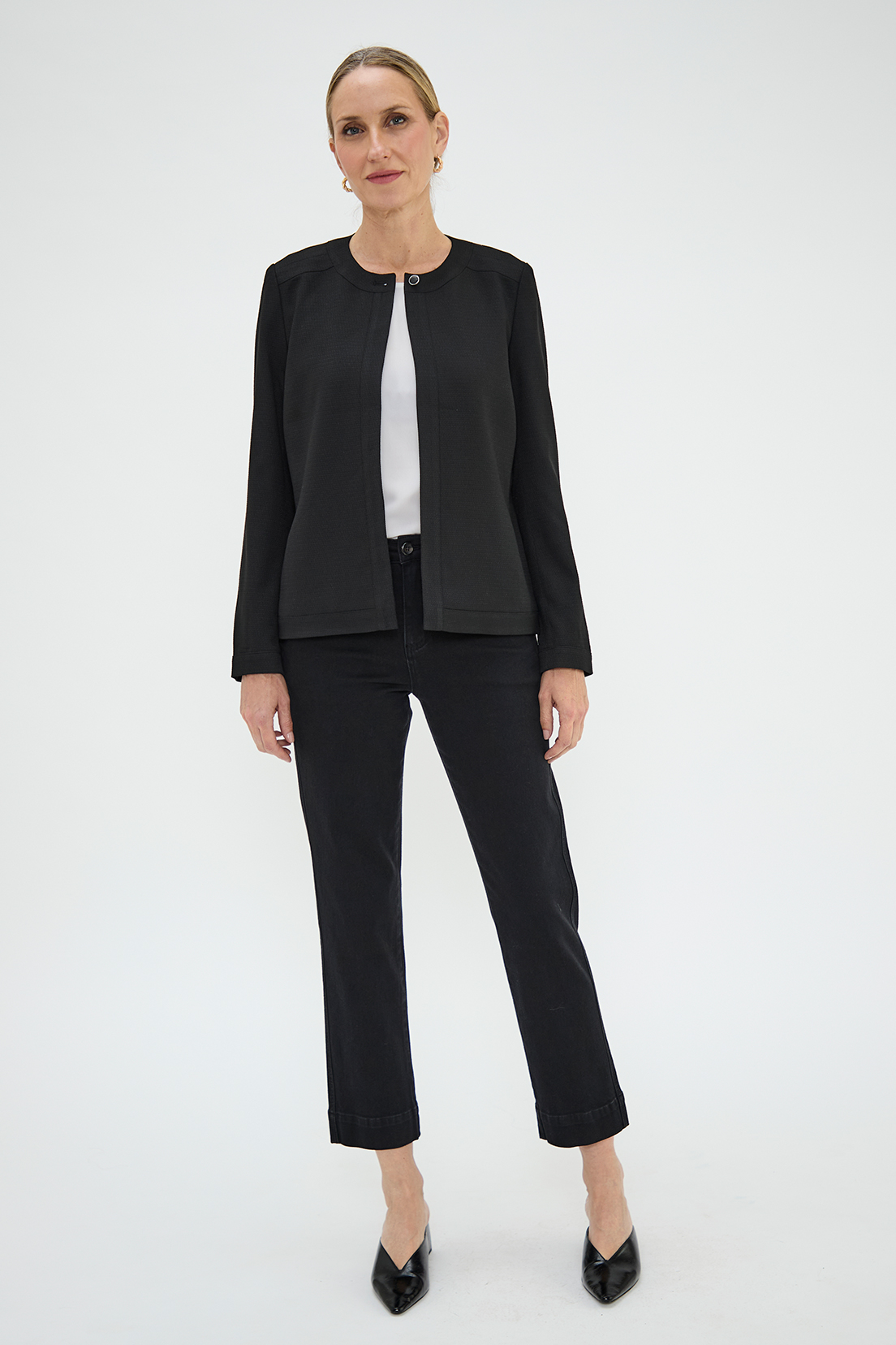 CHAQUETA MUJER GRIFFE NEGRO CORTA - 1
