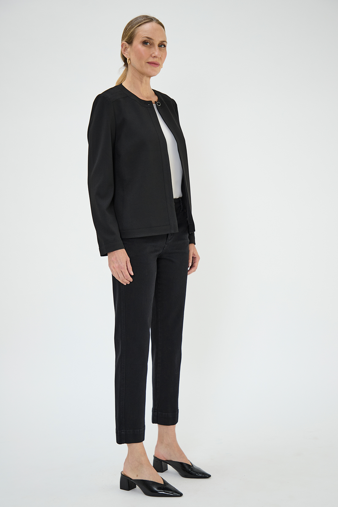 CHAQUETA MUJER GRIFFE NEGRO CORTA - 3