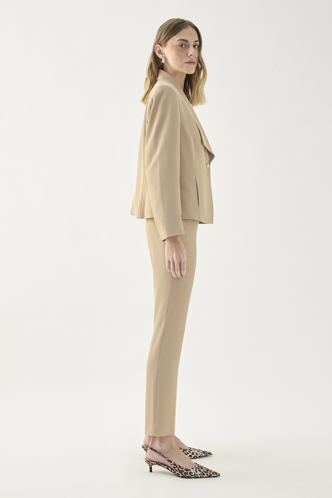 BLAZER MUJER ASH CAMEL LISO - 5