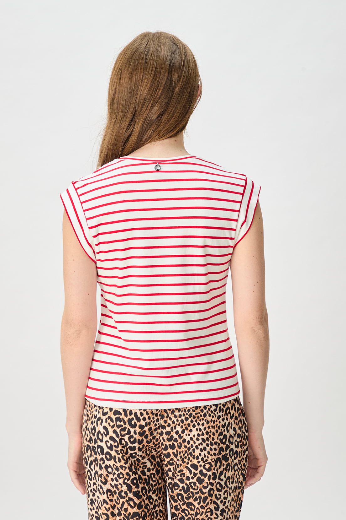 POLERA SIN MANGAS MUJER IO - 4