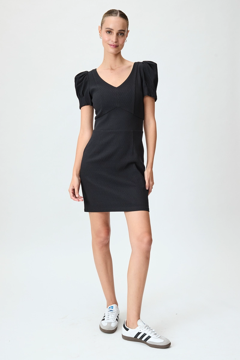 VESTIDO MUJER IO NEGRO LISO - 1