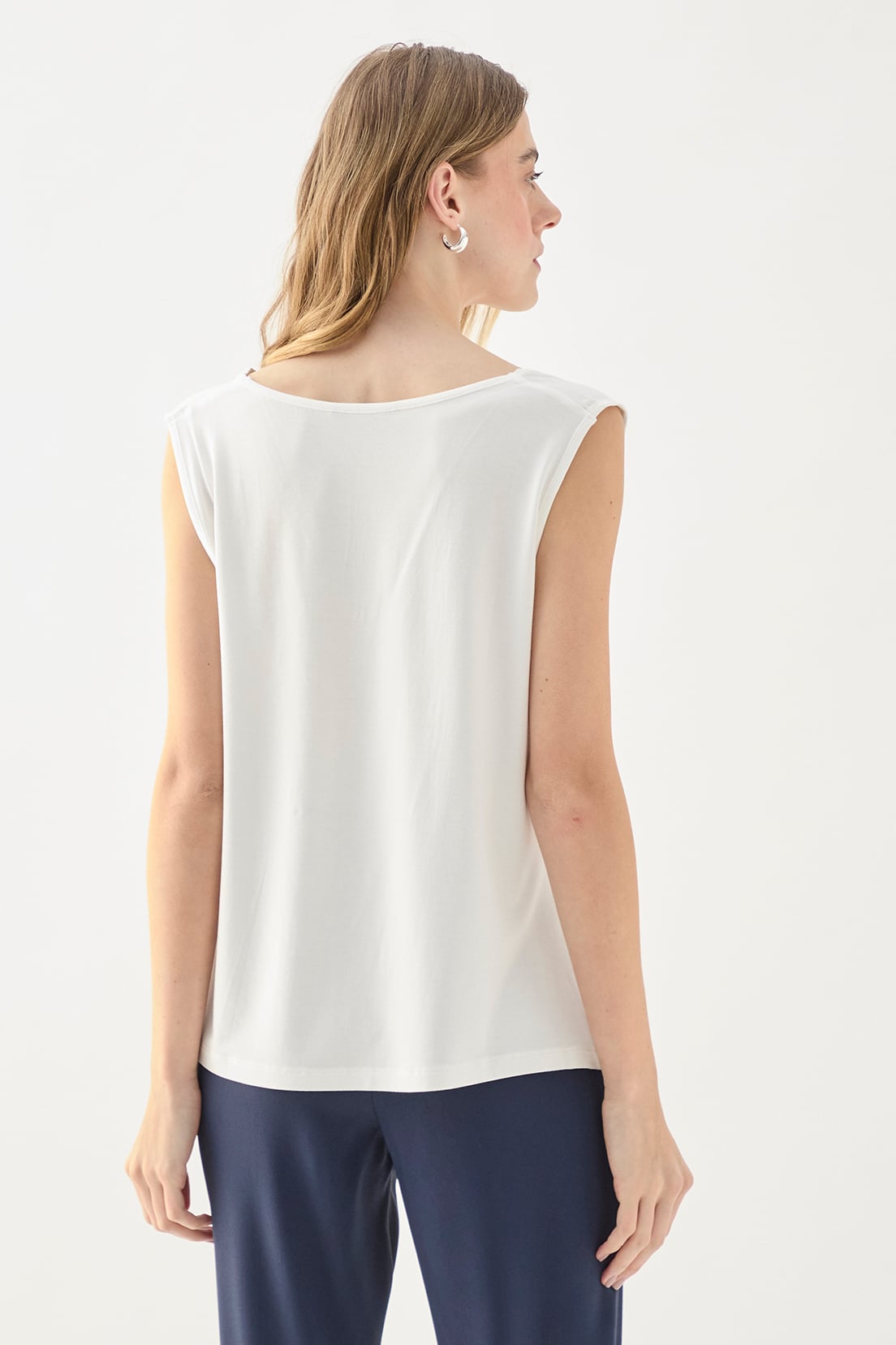 POLERA SIN MANGAS MUJER MAGRIFFE - 4