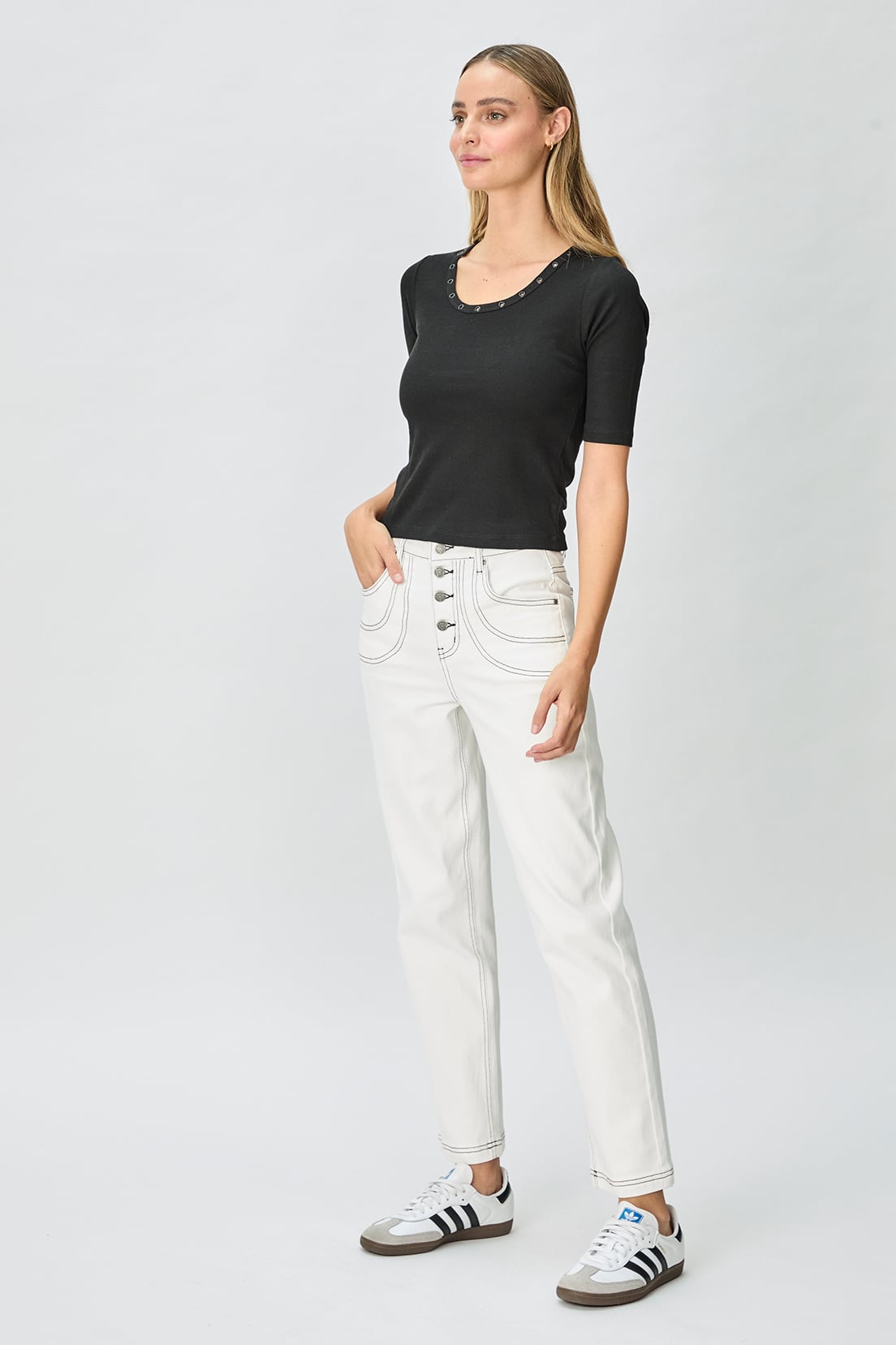 POLERA MANGA CORTA MUJER IO - 4
