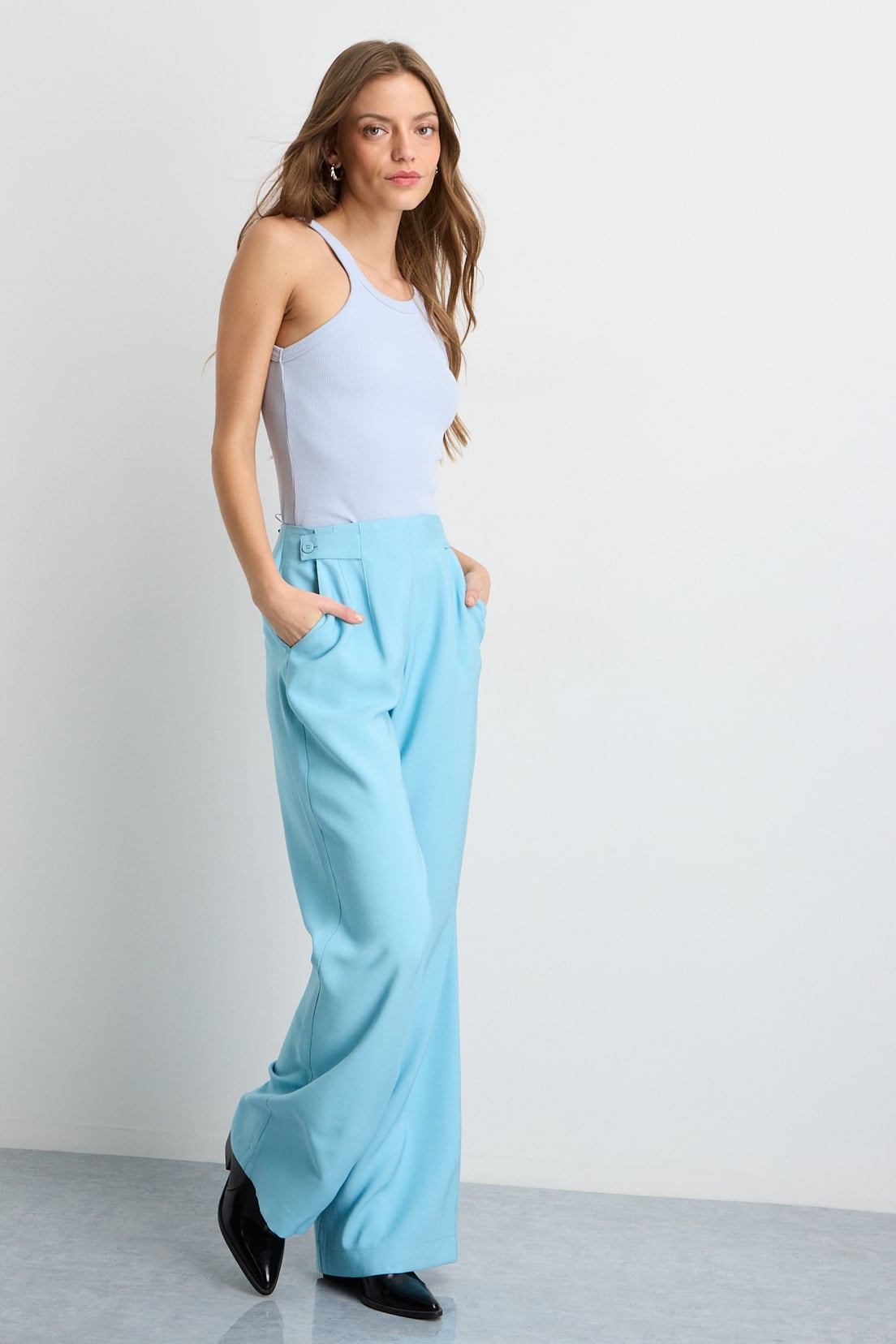 PANTALON CELESTE MUJER IO - 4