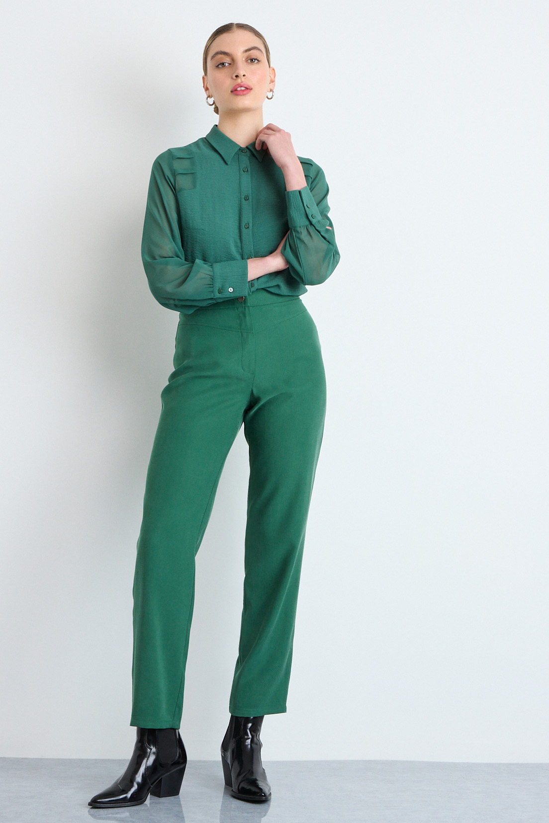 PANTALON VERDE OLIVA MUJER IO - 1