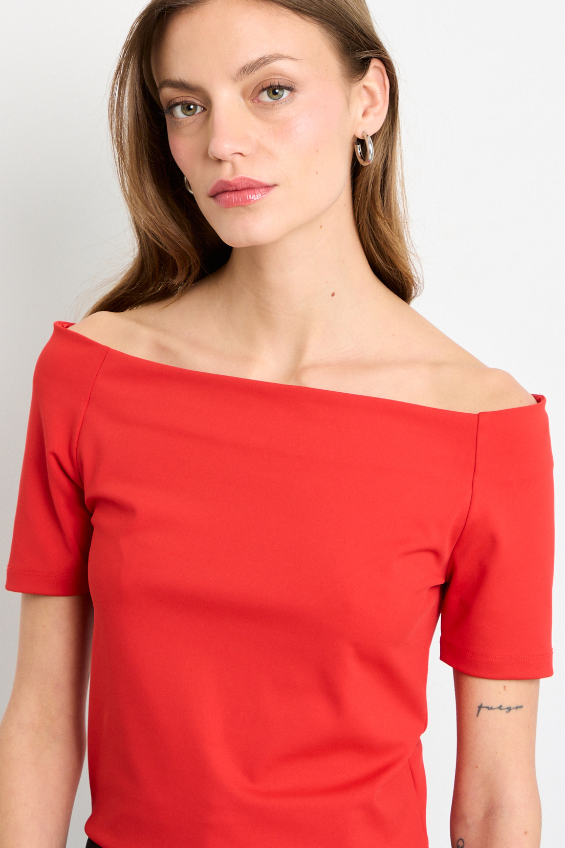 POLERA SIN MANGAS ROJO MUJER IO - 2