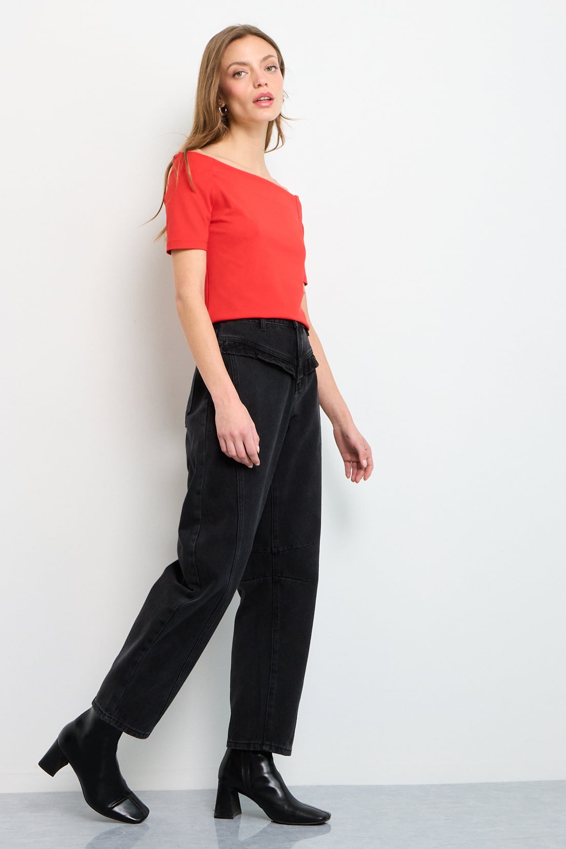 POLERA SIN MANGAS ROJO MUJER IO - 4