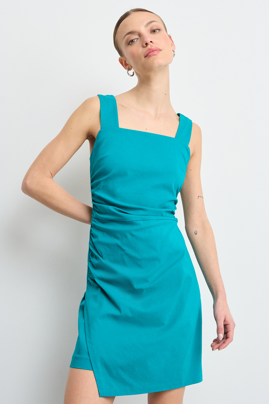 VESTIDO CORTO VERDE MUJER IO - 1