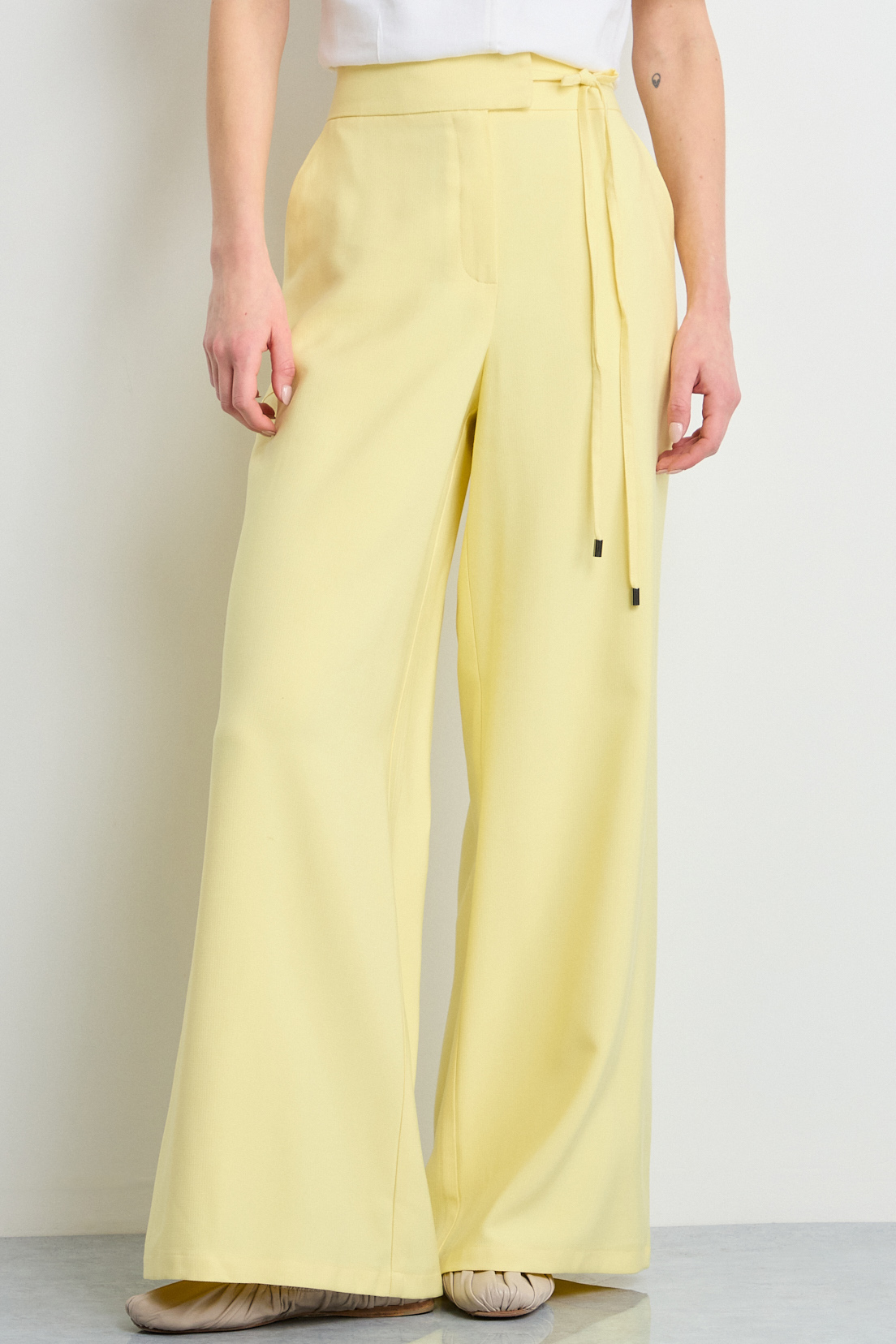 PANTALON AMARILLO MUJER IO - 2