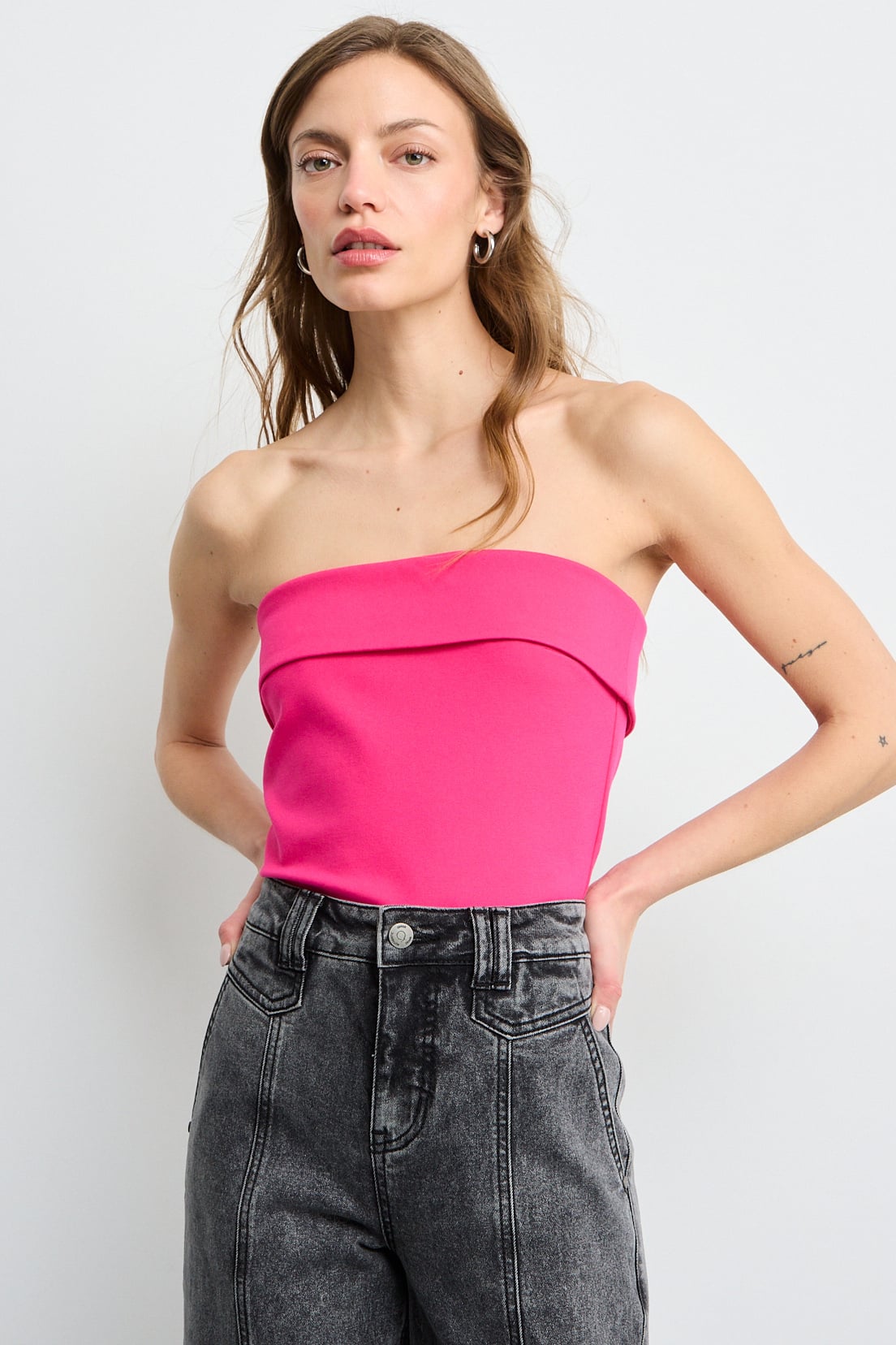 POLERA SIN MANGAS FUCSIA MUJER IO - 1