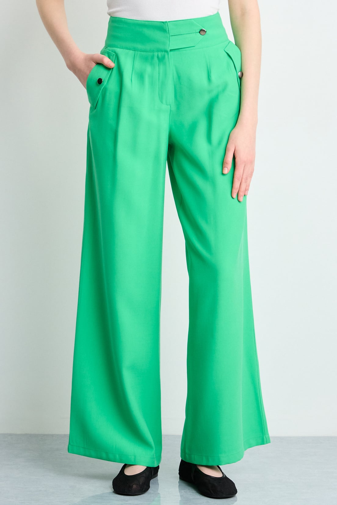 PANTALON VERDE OLIVA MUJER IO - 2