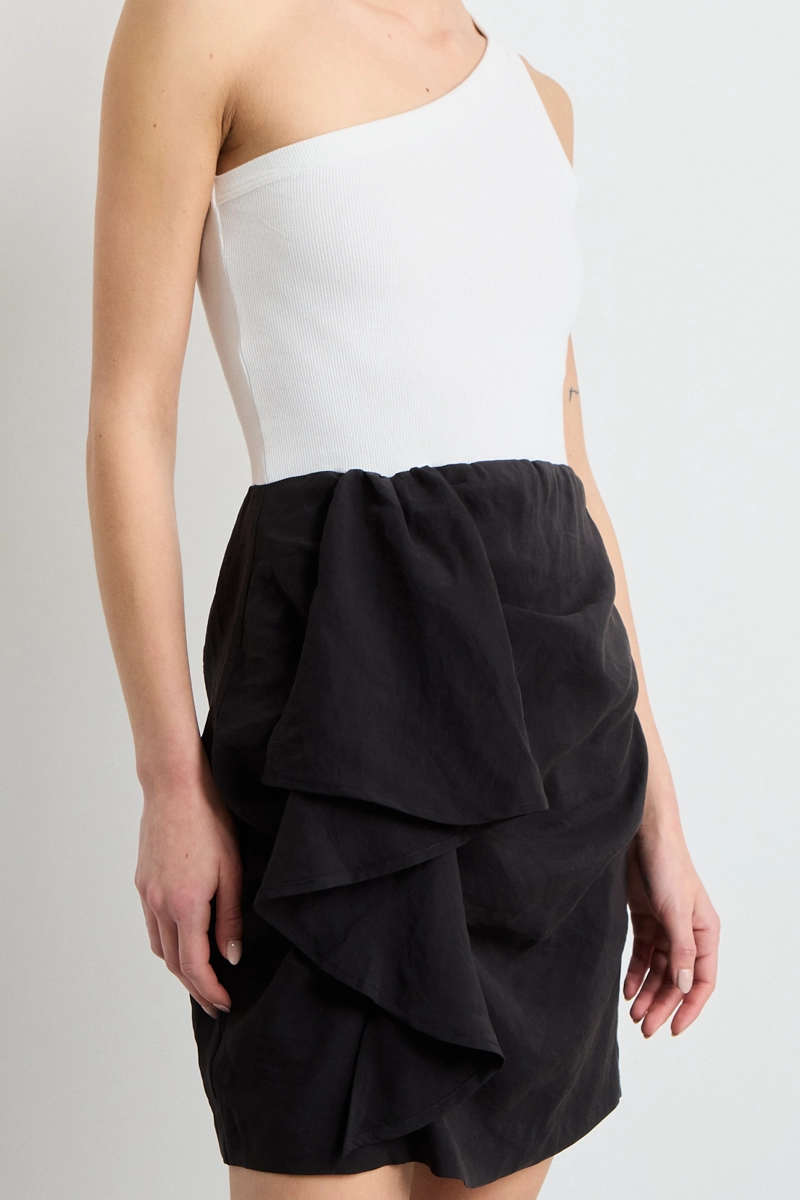 VESTIDO CORTO NEGRO MUJER IO - 2