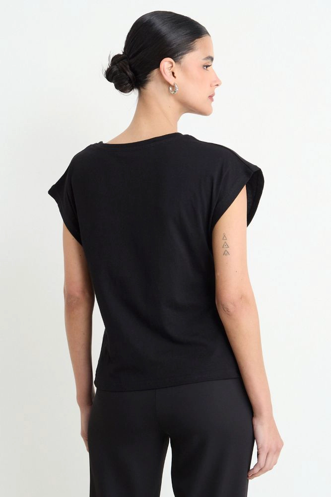 POLERA FANTASIA NEGRO MUJER ASH - 3
