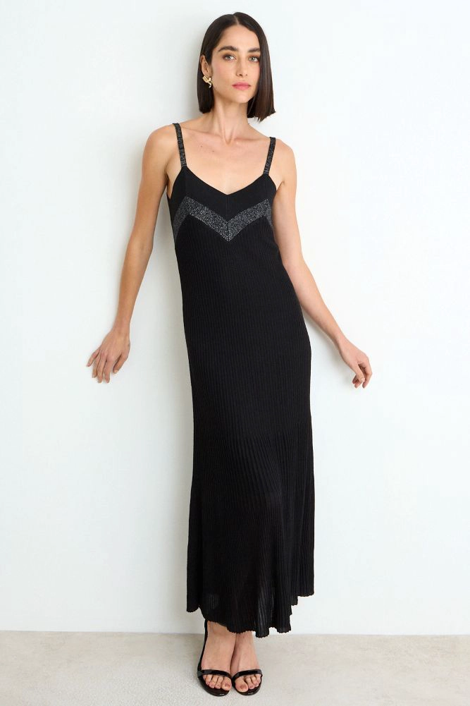 VESTIDO LARGO LISO PLIZADO NEGRO MUJER ASH - 1