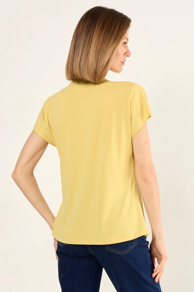 POLERA ESCOTE EN V AMARILLO MUJER MAGRIFFE - 3