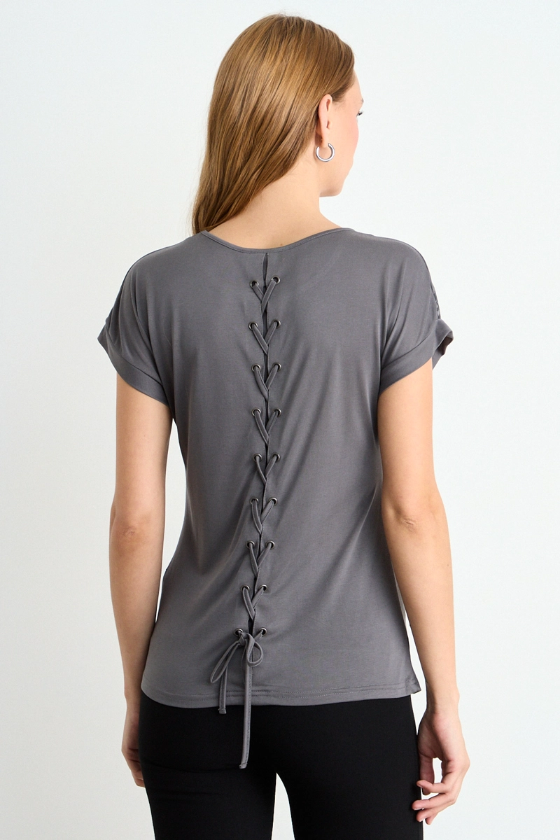 POLERA ESTAMPADA GRIS MUJER IO - 2