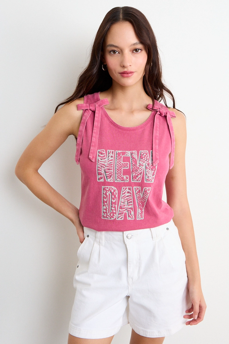 POLERA ESTAMPADA FUCSIA MUJER IO - 2