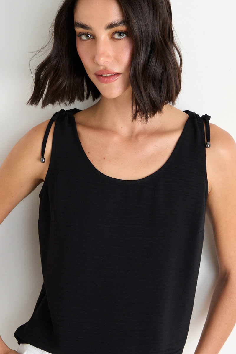 BLUSA LISA SIN MANGAS NEGRO MUJER ASH - 2
