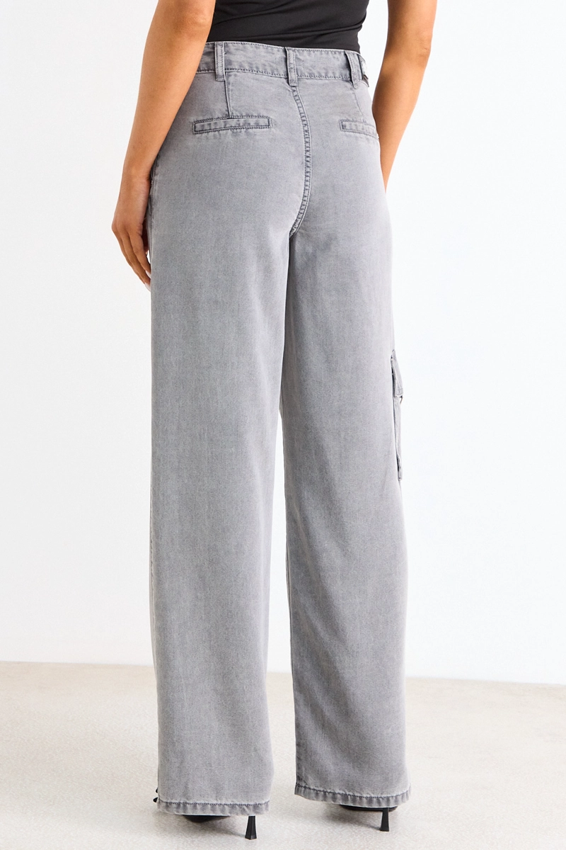 JEANS CARGO GRIS MUJER ASH - 4