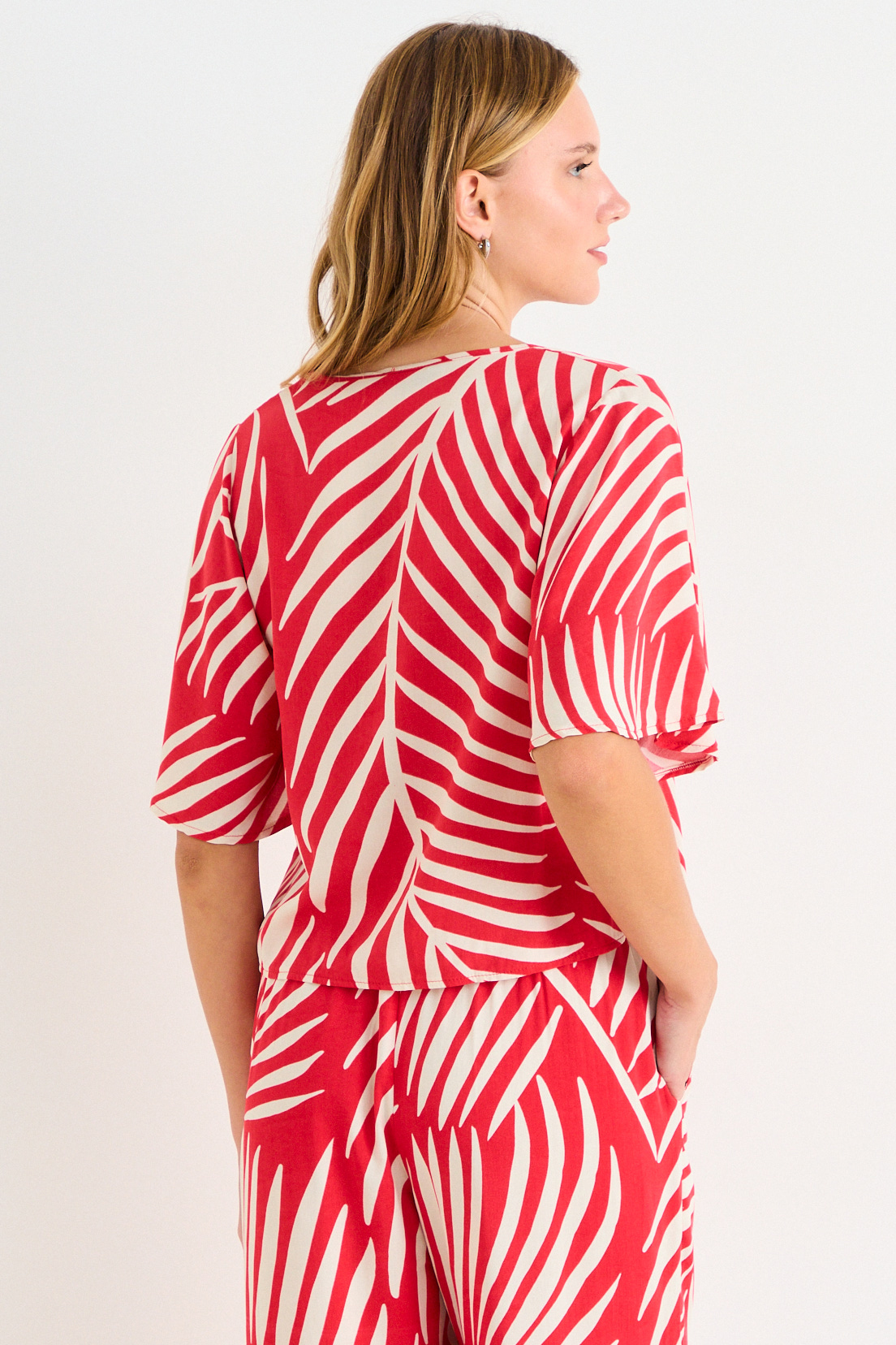 POLERA MANGA CORTA FANTASIA ROJO MUJER ASH - 3