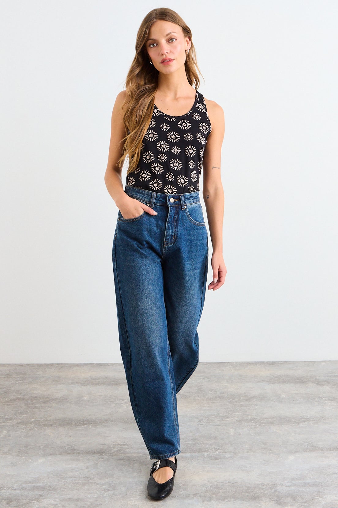 POLERA FANTASIA NEGRO MUJER IO - 4