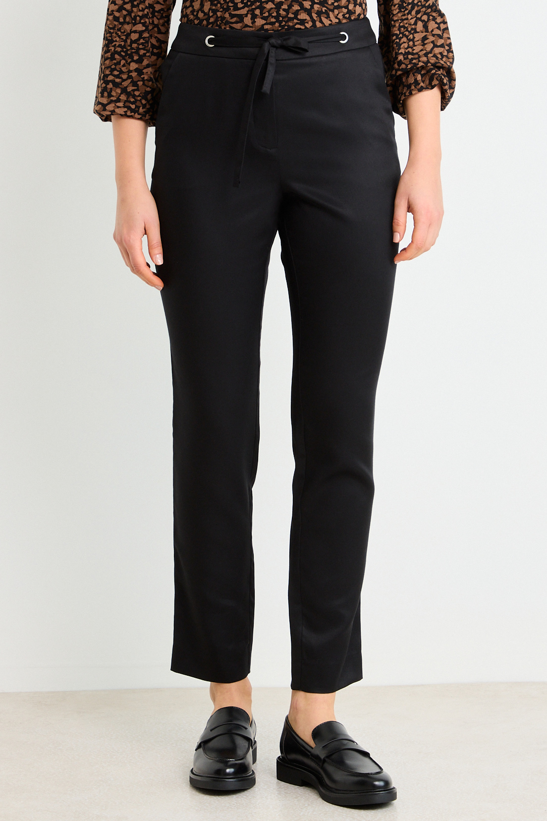 PANTALON LISO NEGRO MUJER ASH - 2