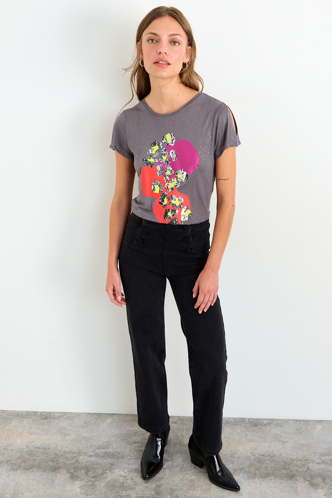 POLERA ESTAMPADA GRIS MUJER IO - 4